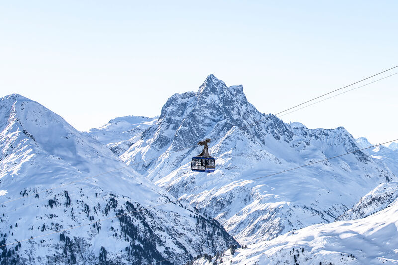 Skigebiet St. Anton am Arlberg, verschneite Berglandschaften beim Urlaub im Hotel Die Arlbergerin